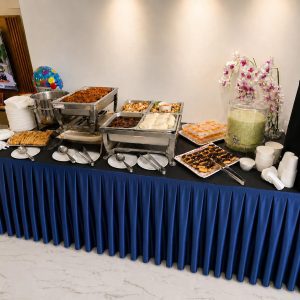 Signature Deluxe Buffet (8 Course)