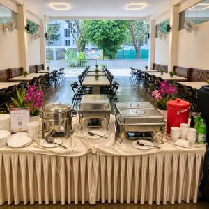 Signature Deluxe Buffet (6 Course)