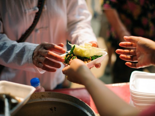 Funeral Wake Catering: Handling Special Dietary Needs